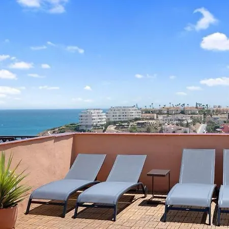 Castle And Sea Views *