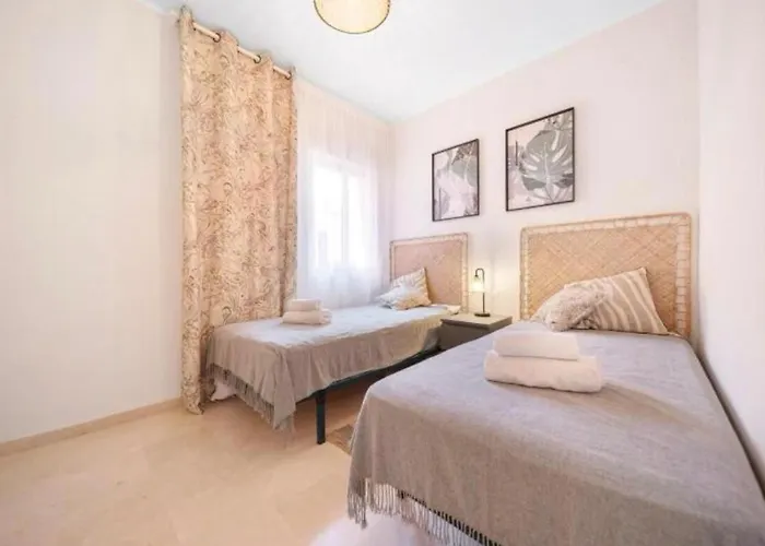 Castle And Sea Views Fuengirola